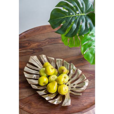 🌿“Where the Wild Grows in the Golden Stillness” – Sculptural Monstera Leaf Accent for Wall or Tabletop